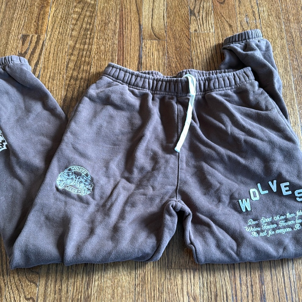 Darc sweats